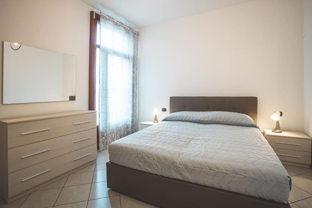 Suite Il Borgo Monza - Milano + Garage Privato Desio Esterno foto